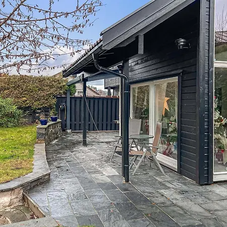 Dejligt Hus Med 4 Soveværelser I S Feriehus *