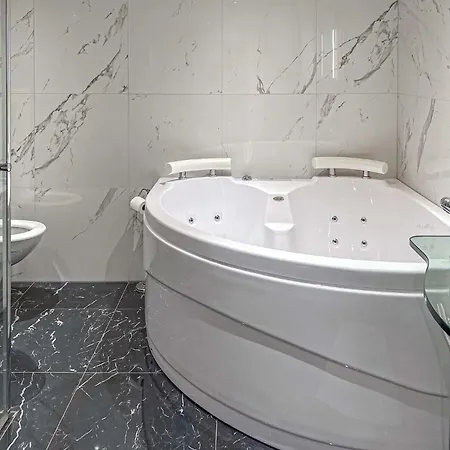 4 Bedroom Lovely In S Ferienhaus *