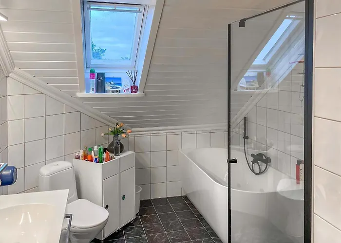Semesterbostad 4 Bedroom Lovely In S Kristiansand